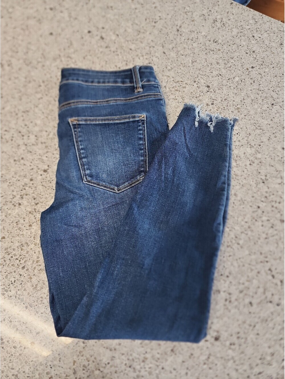 Jeans - Picture 5 of 8